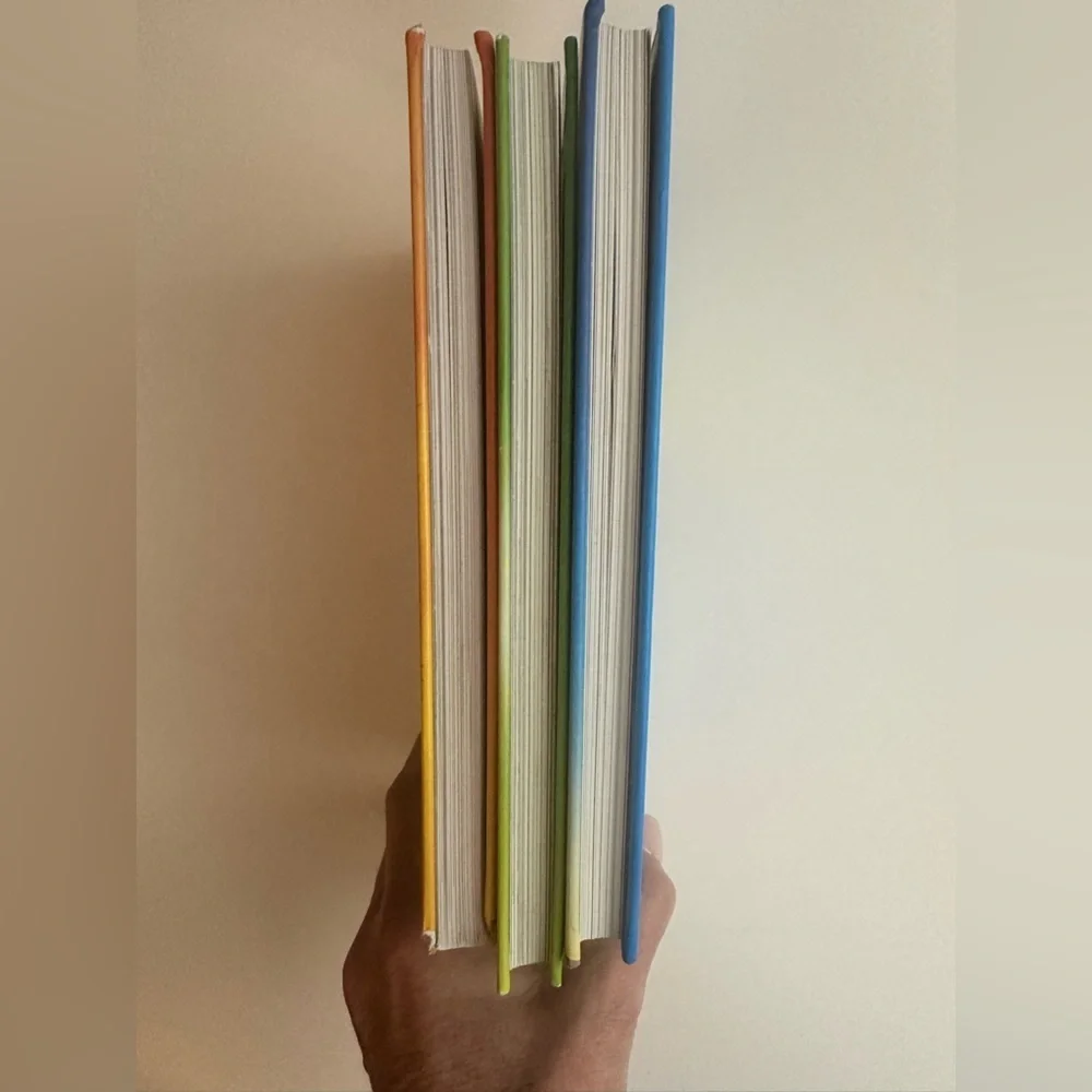 Hilo Graphic Novel Hardcover Set (Books 1–3)